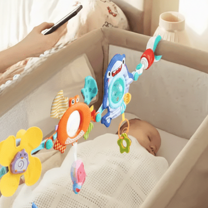 jouet bebe crabet et requin